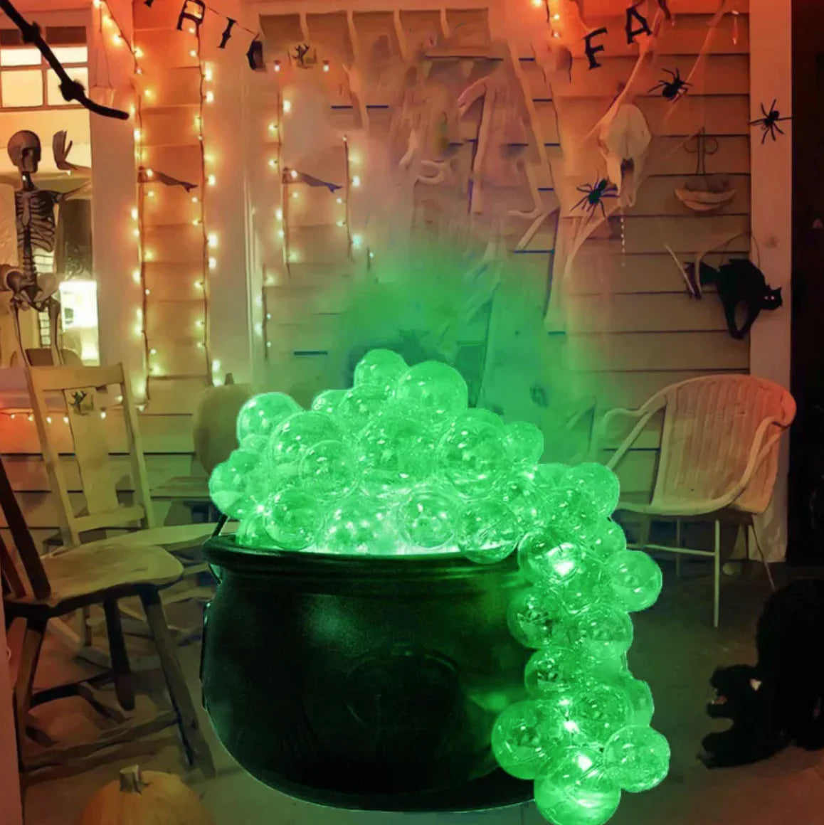 Bubble Cauldron Halloween Decoration Set for Indoor Use - Athena: Buy with Wisdom